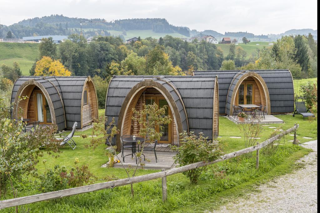 B&B Hofgenuss Ganterschwil Exterior photo
